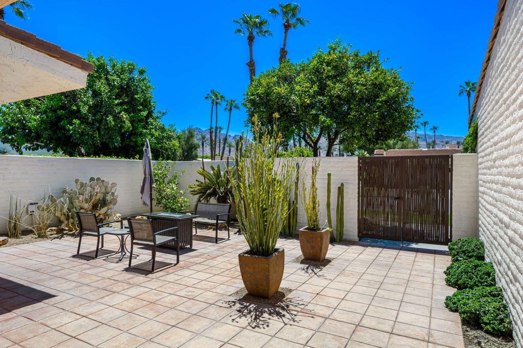 Desert Horizons C.C. - Residential