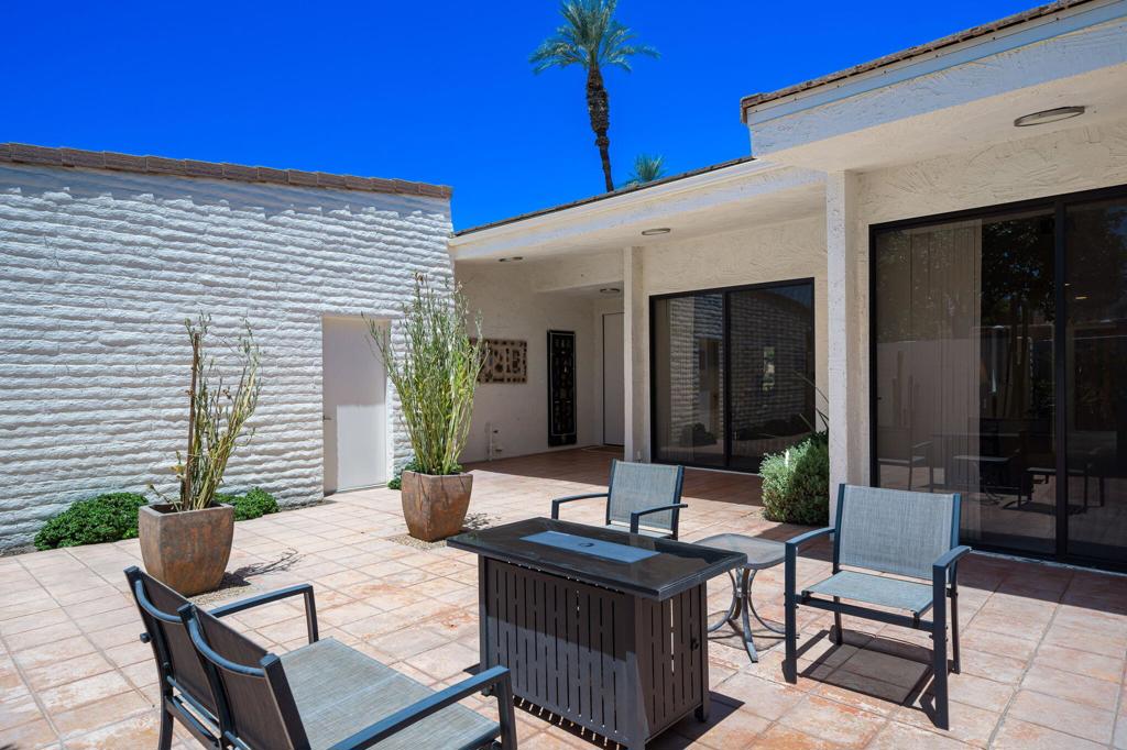 Desert Horizons C.C. - Residential