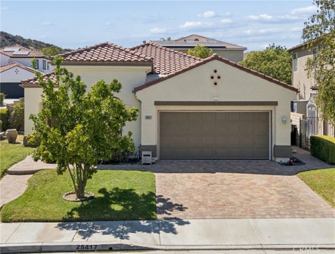 Photo of 25417 Hopkins Place, Stevenson Ranch, CA 91381 (MLS # SR26183917)