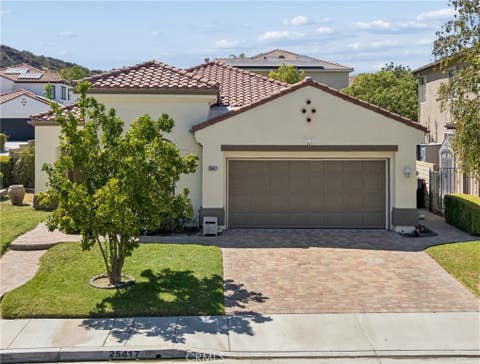 Photo of 25417 Hopkins Place, Stevenson Ranch, CA 91381 (MLS # SR26183917)