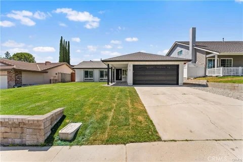 MLS: SR26194212