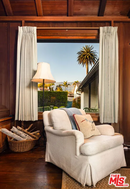 Santa Barbara, California 93108, United States, 3 Bedrooms Bedrooms, ,3 BathroomsBathrooms,Residential,Active,197227