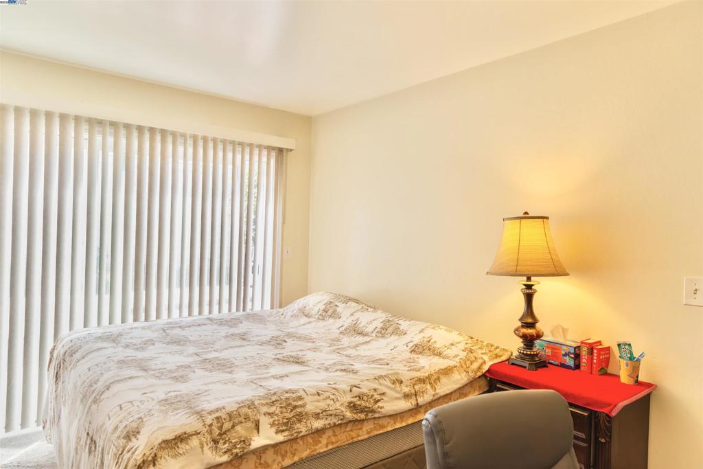 NORTH FREMONT - Residential