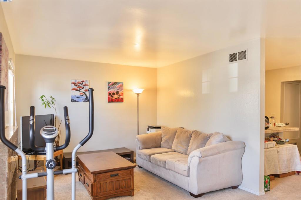 NORTH FREMONT - Residential