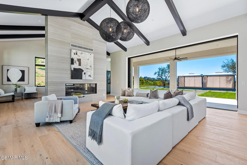 Unknown-999 - Residential