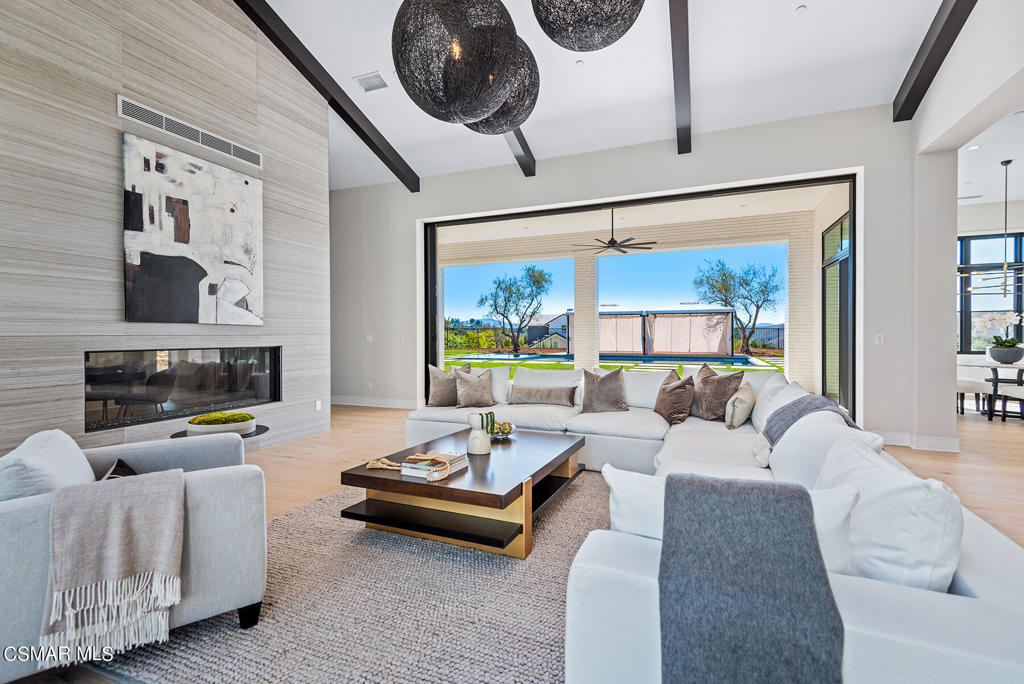 Unknown-999 - Residential