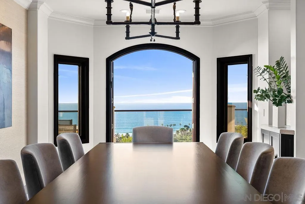 La Jolla, California 92037, United States, 5 Bedrooms Bedrooms, ,7 BathroomsBathrooms,Residential,Active,249840