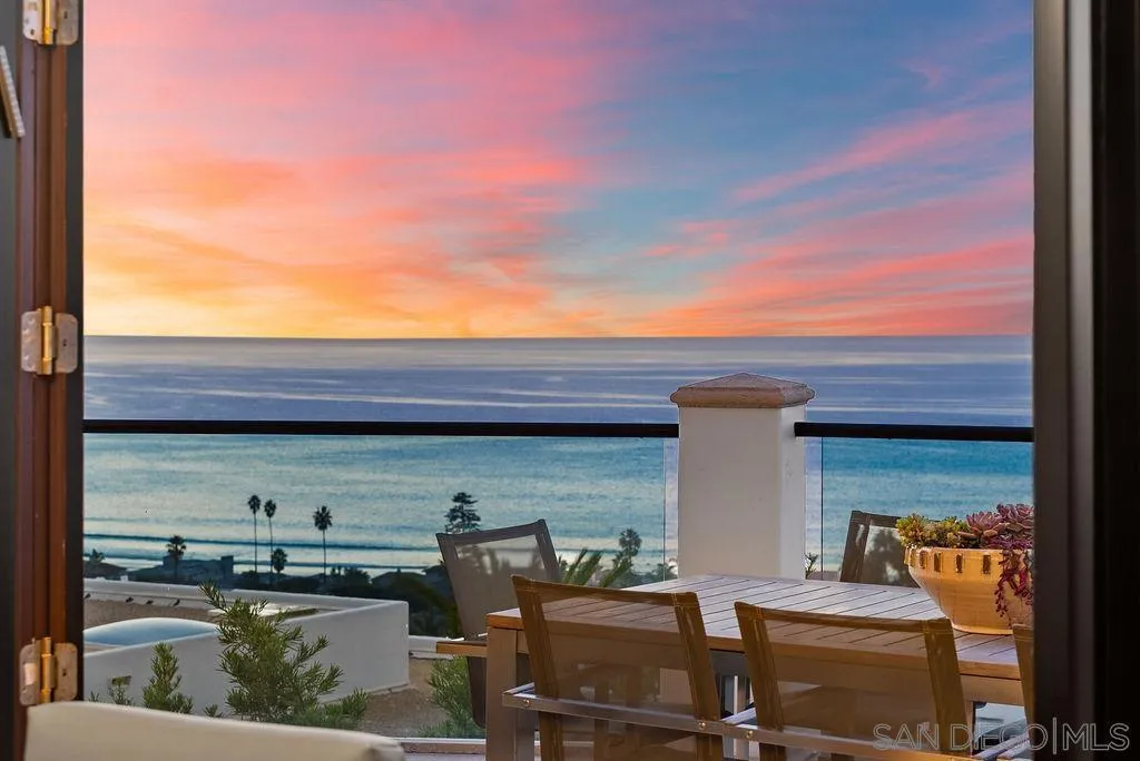La Jolla, California 92037, United States, 5 Bedrooms Bedrooms, ,7 BathroomsBathrooms,Residential,Active,249840