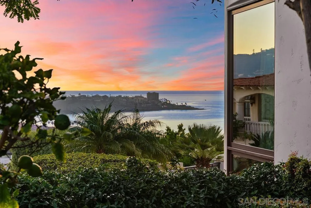 La Jolla, California 92037, United States, 5 Bedrooms Bedrooms, ,7 BathroomsBathrooms,Residential,Active,249840