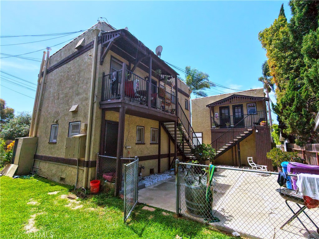 246 Newport