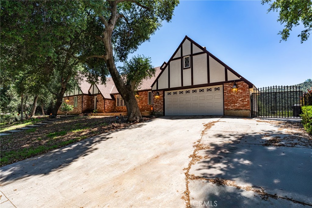 37095 Oak View Road