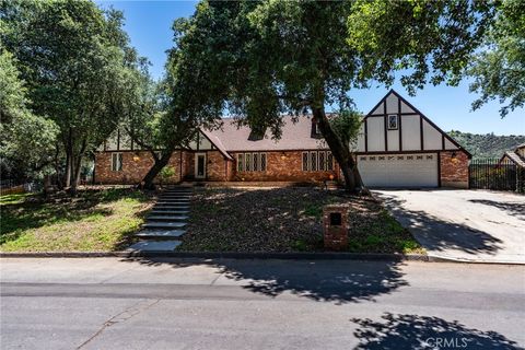 37095 Oak View Road Yucaipa CA 92399
