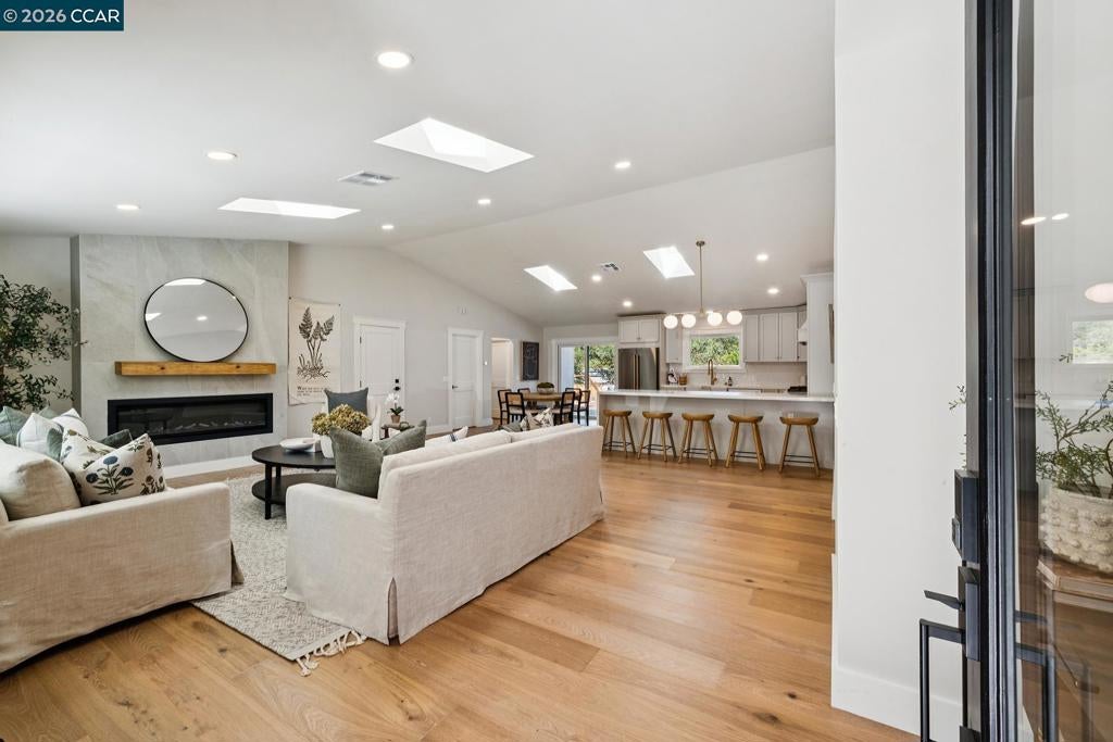 3208 Camino Colorados