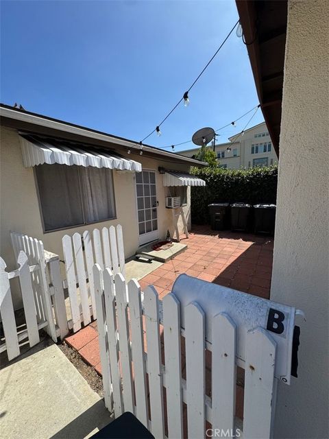 Photo of 421 N Olive St #B, Orange, CA 92866 (MLS # PW25244117) Photo of 421 N Olive St #B, Orange, CA 92866 (MLS # PW25244117)