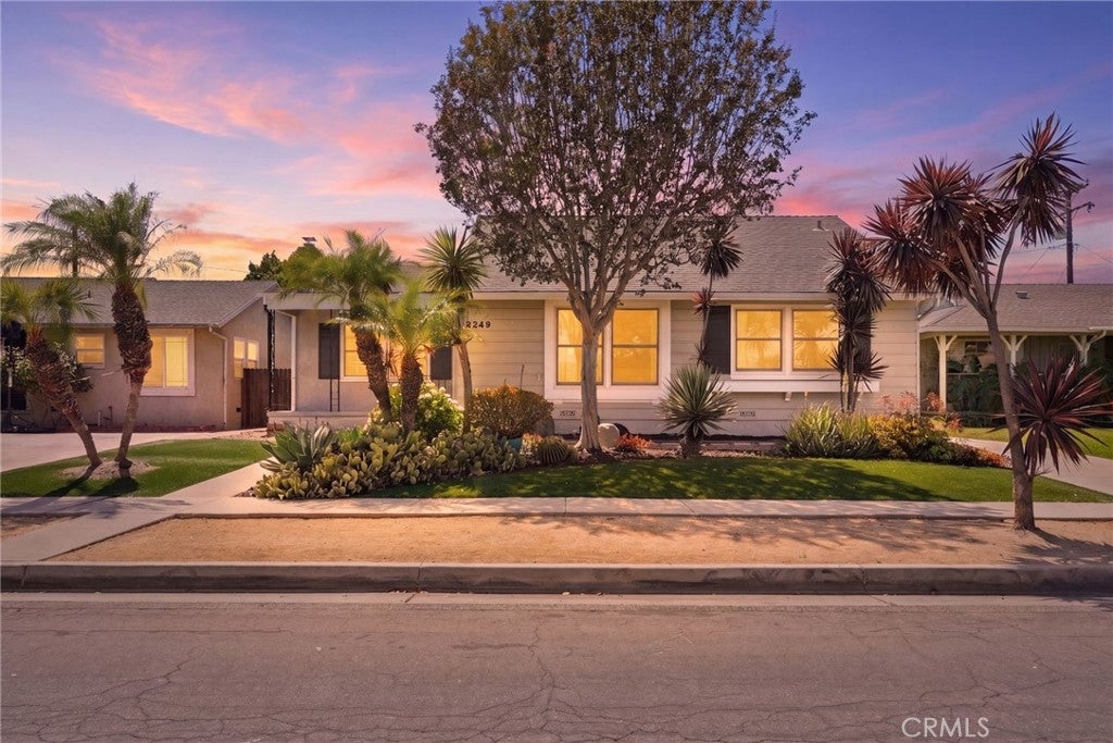3249 Petaluma AVE