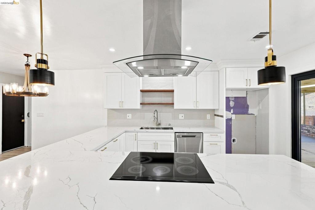 2303 Monte Vista Dr.
