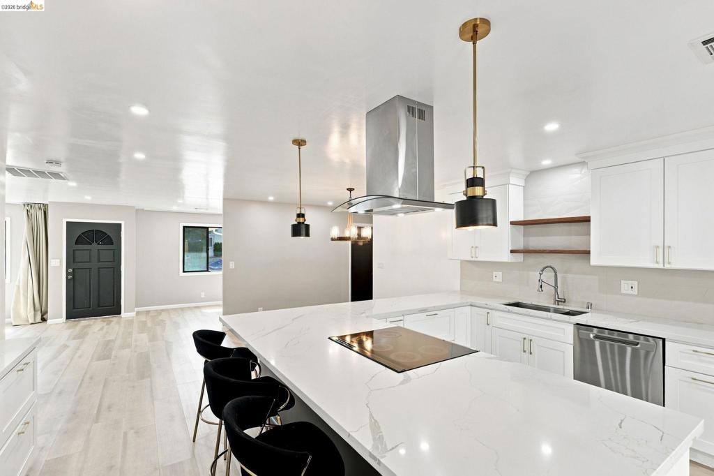 2303 Monte Vista Dr.