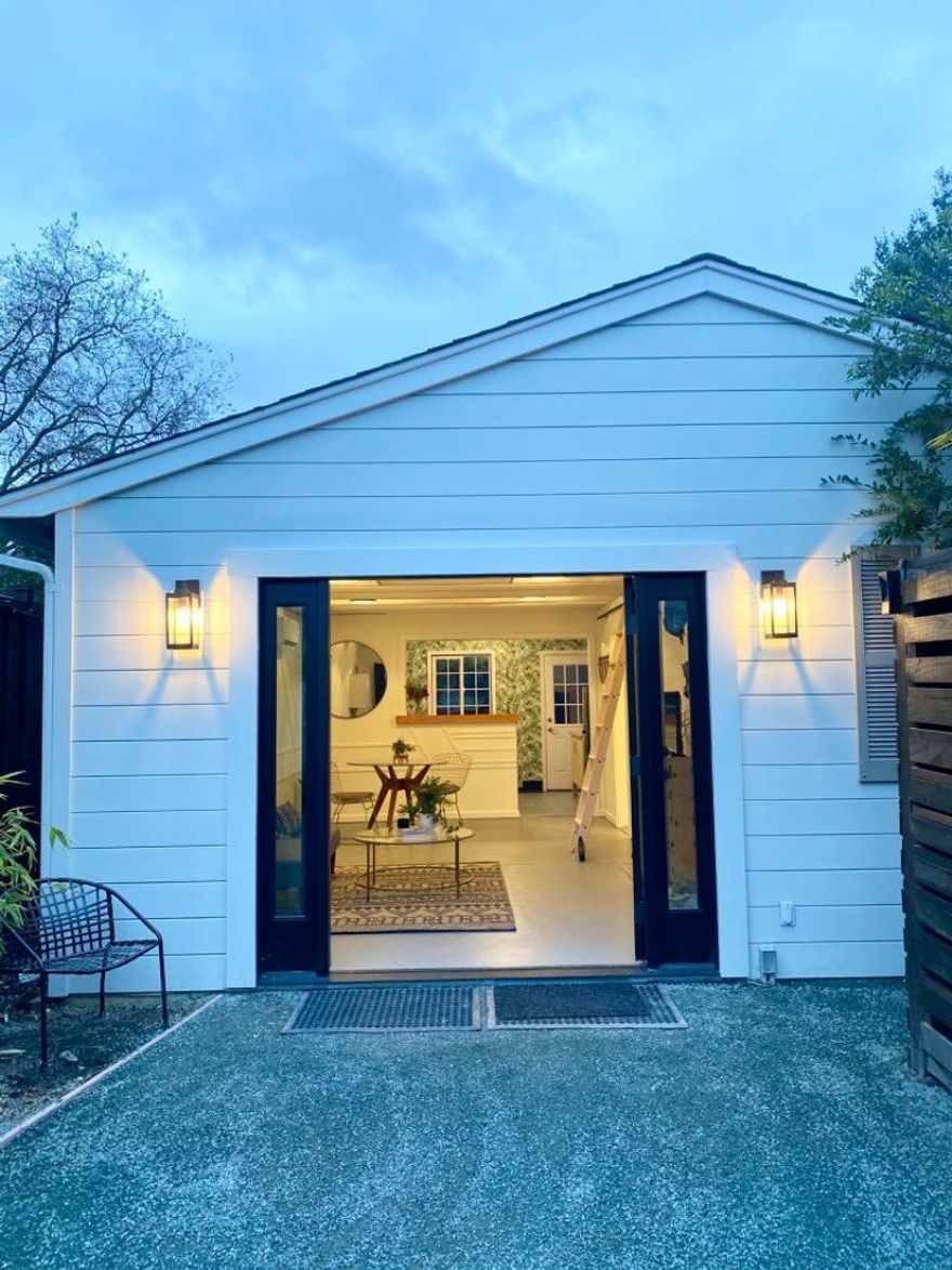 Nice little unit utilities included, on quiet king st in Redwood City call or text agent for info