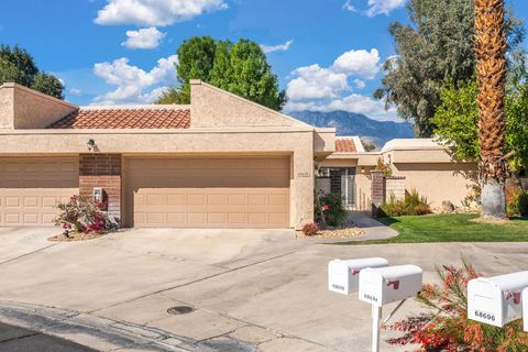 68698 Calle Tafalla Cathedral City CA 92234