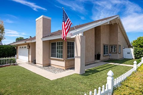 10061 Cozycroft Avenue Chatsworth CA 91311