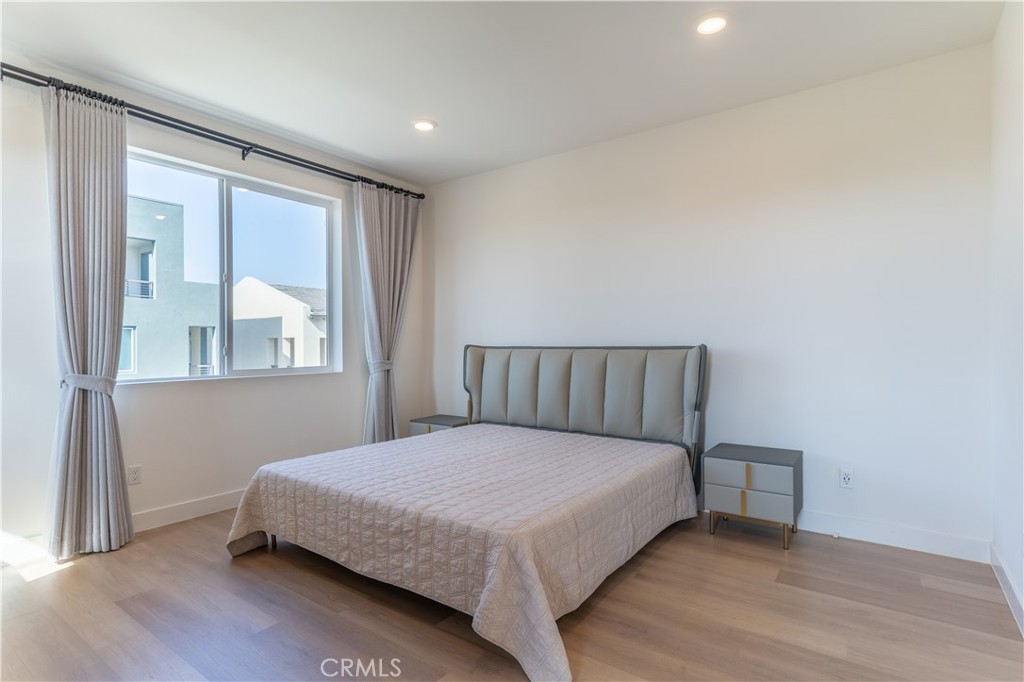301 Baluster, Irvine CA 92618 - Photo 9