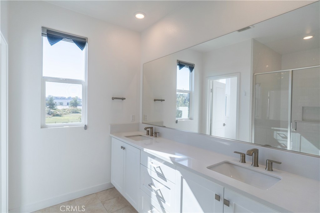 301 Baluster, Irvine CA 92618 - Photo 23