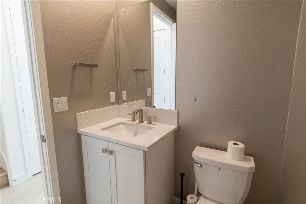 301 Baluster, Irvine CA 92618 - Photo 8