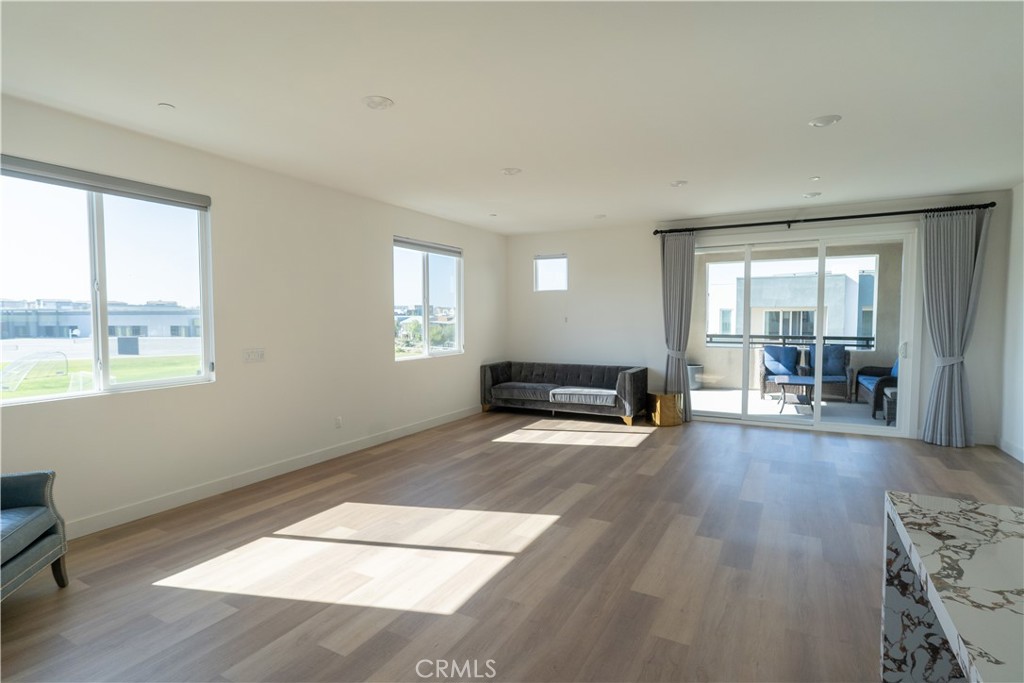 301 Baluster, Irvine CA 92618 - Photo 27