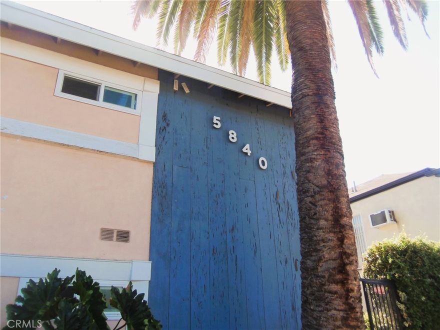 Charming one-bedroom, one-bath corner unit located in the heart of Van Nuys. This unit features newer flooring throughout, an updated kitchen, and a bright, open layout. Enjoy great community amenities including a sparkling pool and on-site washer and dryer for your convenience. Don’t miss this clean and comfortable unit in a well-maintained building!