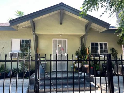 940 E 49th Street, Los Angeles, CA 90011 - MLS#: 219132915DA