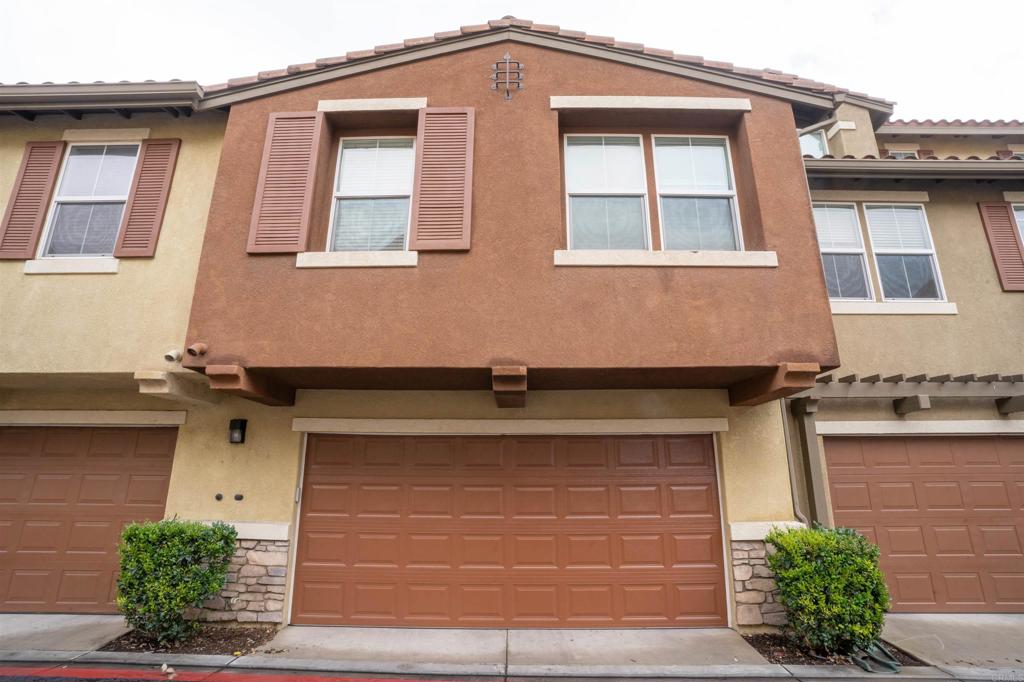 10225 Daybreak Lane 5