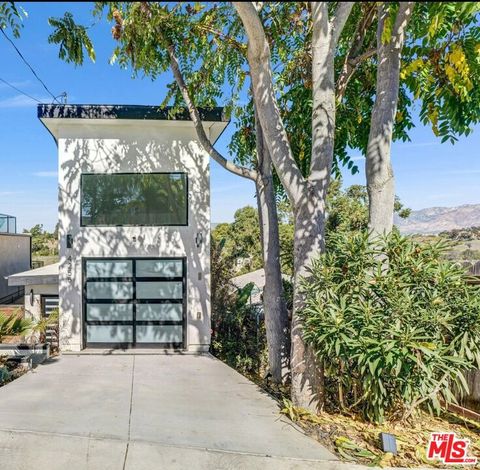 Photo of 4255 Raynol Street, Los Angeles, CA 90032 (MLS # 25613389) Photo of 4255 Raynol Street, Los Angeles, CA 90032 (MLS # 25613389)