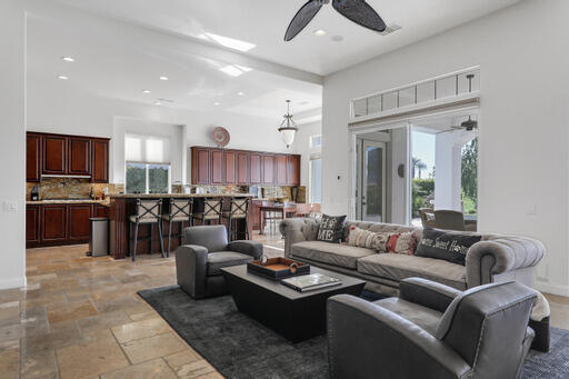 Mountain View CC - Residential Lease