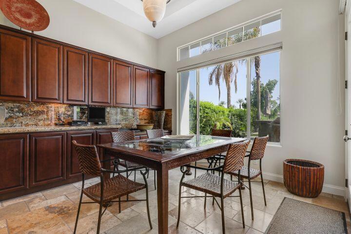 Mountain View CC - Residential Lease