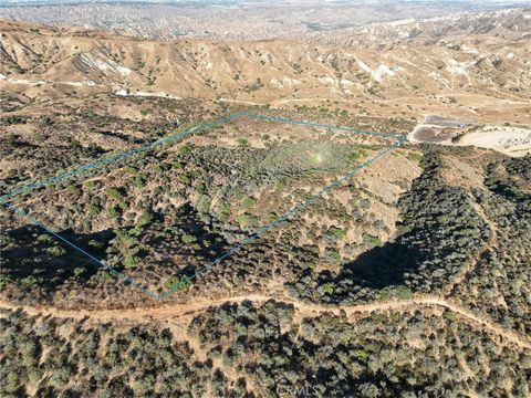 Photo of 0 Vista Suelto, Moreno Valley, CA 92555 (MLS # PW25131802)