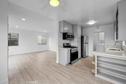 Photo of 853 W 23rd Street #1, San Pedro, CA 90731 (MLS # PV25220354)