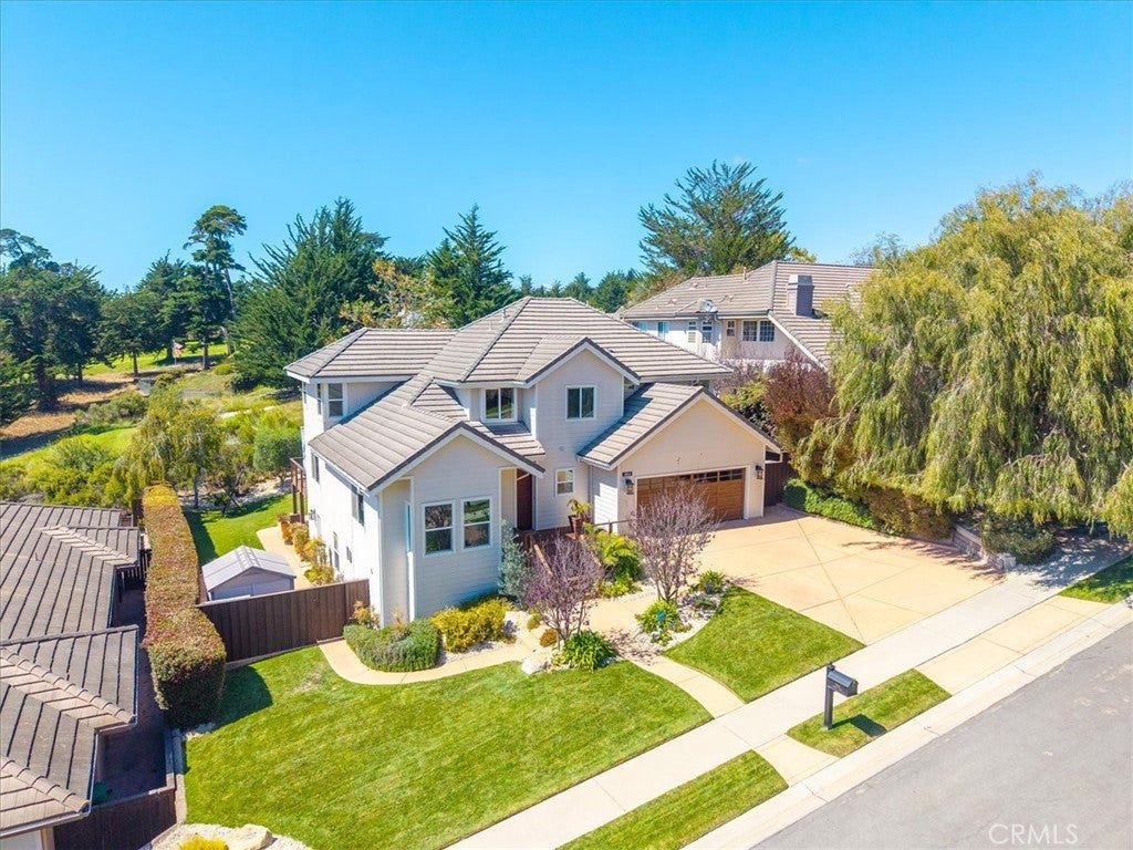 884 Auklet Court