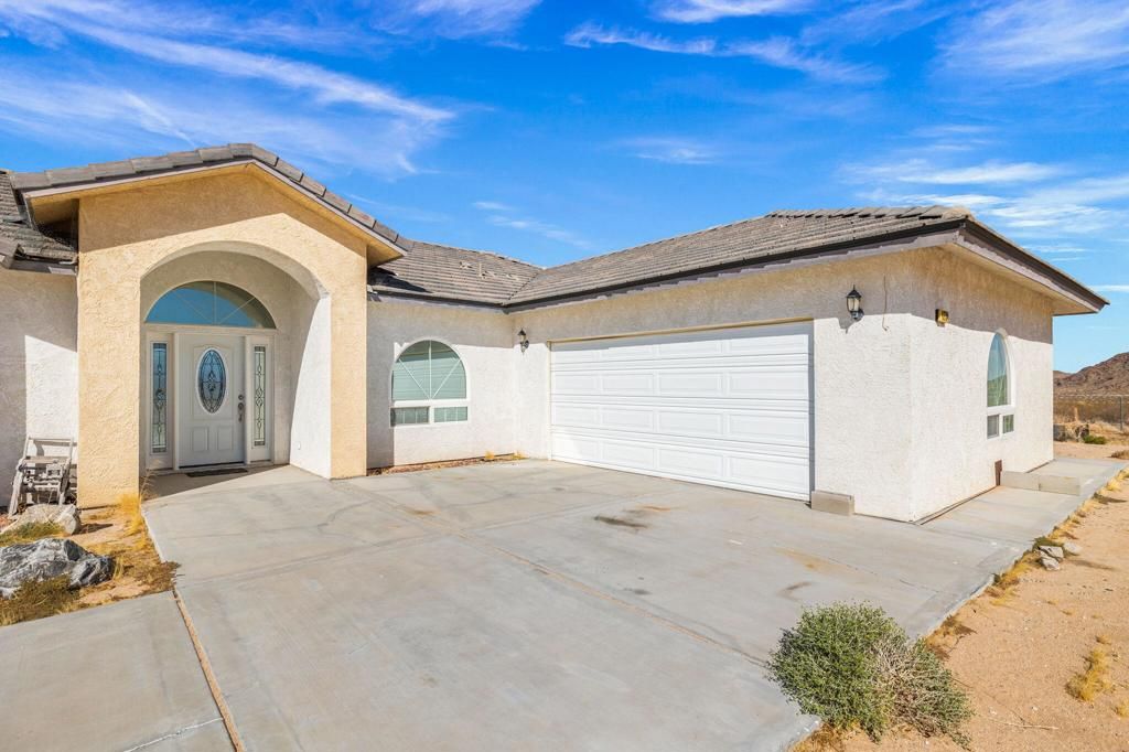 Photo of 62734 Starlight Street, Joshua Tree, CA 92252 (MLS # 219142733DA)