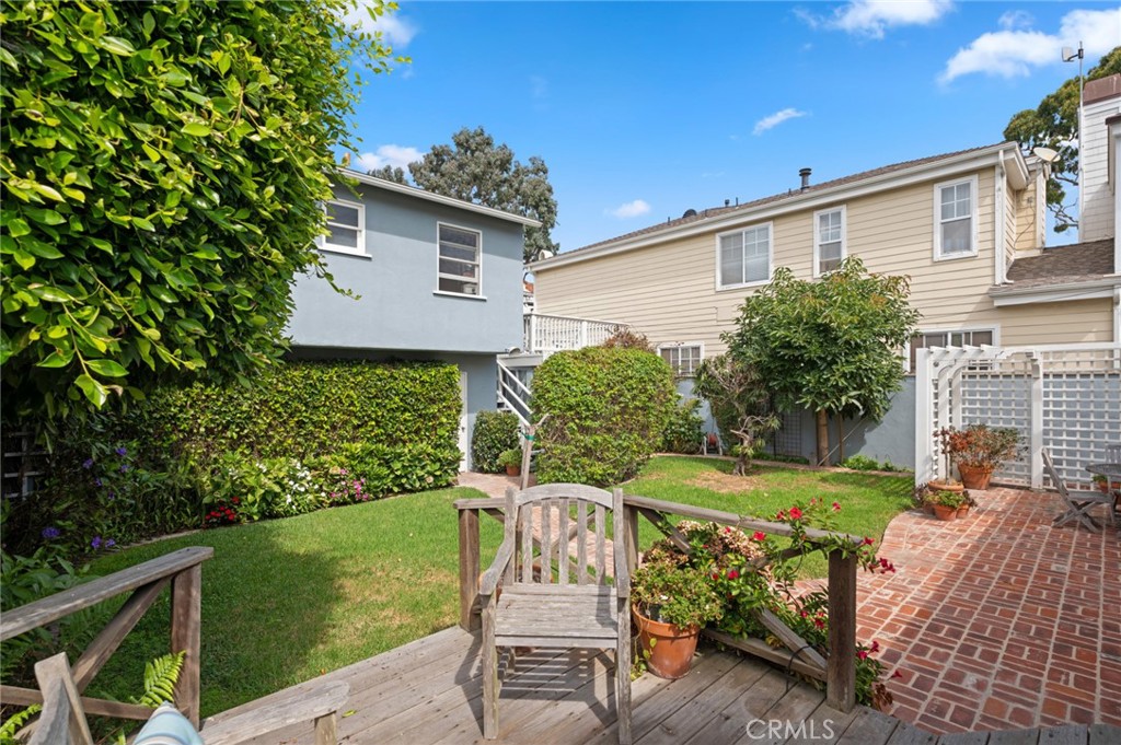 Enjoy privacy and coastal charm in this detached upper back residence located in the heart of Corona del Mar’s sought-after Flower Streets. This inviting 2-bedroom, 1-bath home offers a comfortable single-level unit layout designed for relaxed beachside living.
Bright and airy interiors feature an open-concept living area that seamlessly connects to a well-appointed kitchen, creating the perfect setting for everyday comfort and casual entertaining. Two spacious bedrooms and a full bath complete the thoughtful floor plan.
Set back from the street, this detached home offers enhanced privacy and a serene atmosphere—while still being just moments from all that makes the Village so special. Enjoy easy access to local cafés, boutiques, and restaurants, as well as world-class beaches and scenic oceanfront parks, all within walking distance.
A rare opportunity to lease a detached residence in one of Orange County’s most coveted coastal communities.