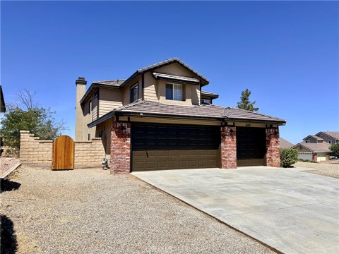 Photo of 3347 Purple Sage LN, Palmdale, CA 93550 (MLS # SR26197921)