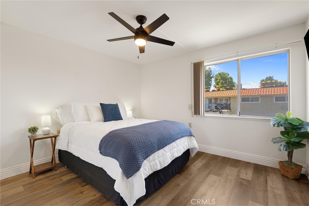 2389 Via Mariposa W 2A