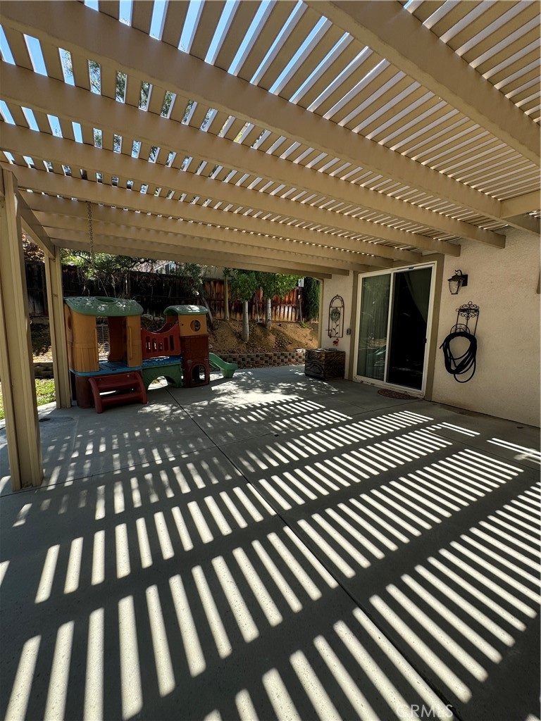 Oak - Residential Lease