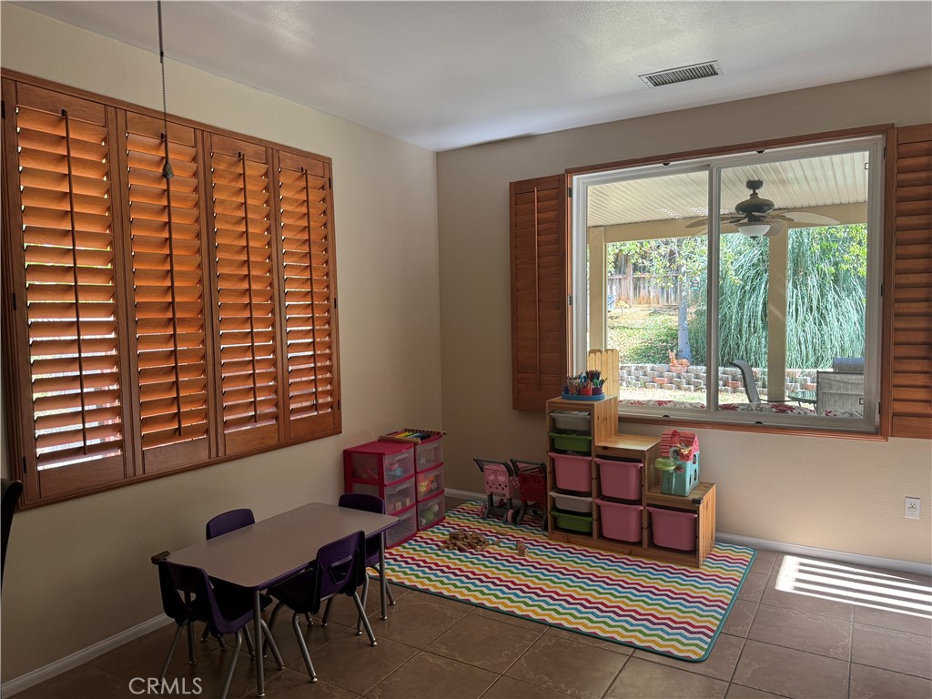 Oak - Residential Lease