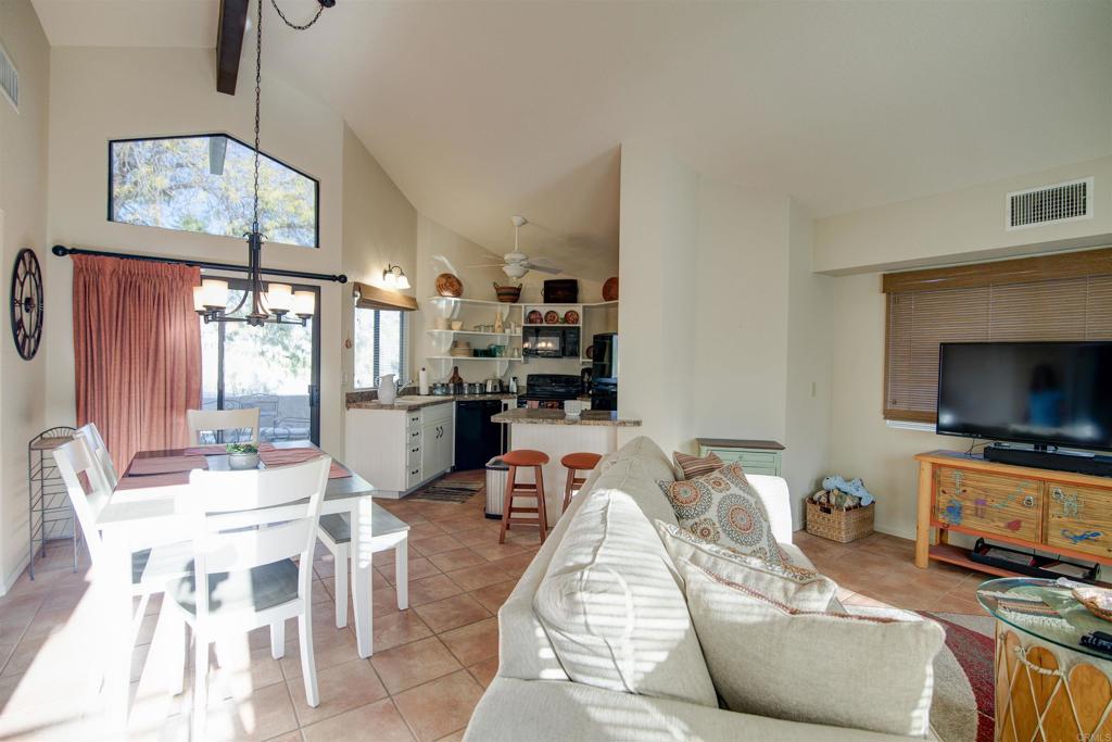 1614 Las Casitas Drive