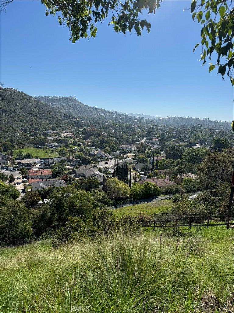 12384 Circula Panorama