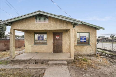 1822 W 4th Santa Ana CA 92703