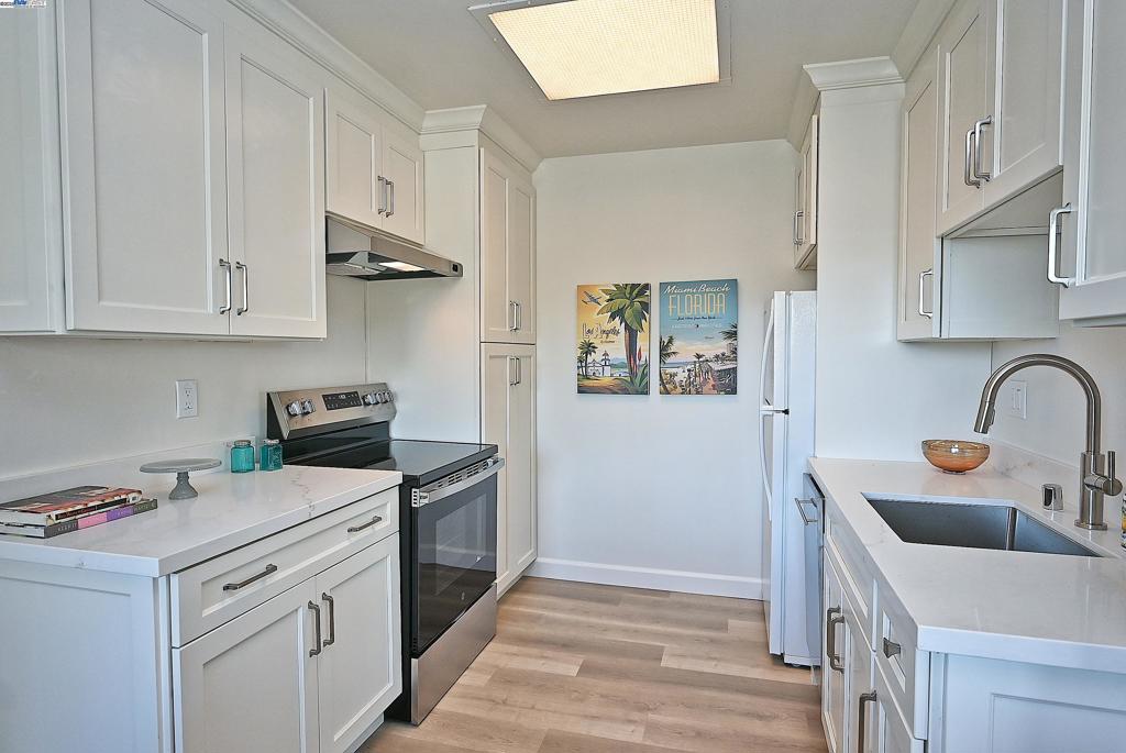 SOUTHSHORE - Residential