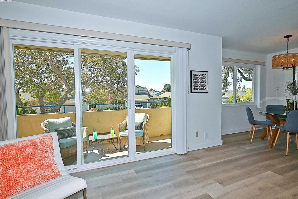 SOUTHSHORE - Residential