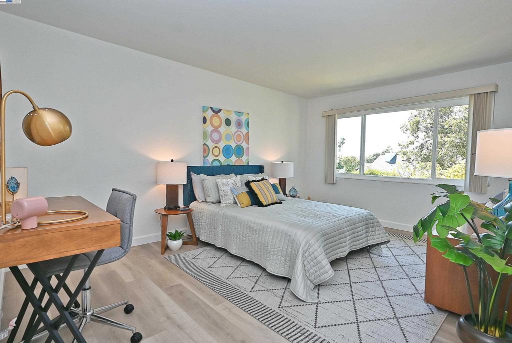 SOUTHSHORE - Residential