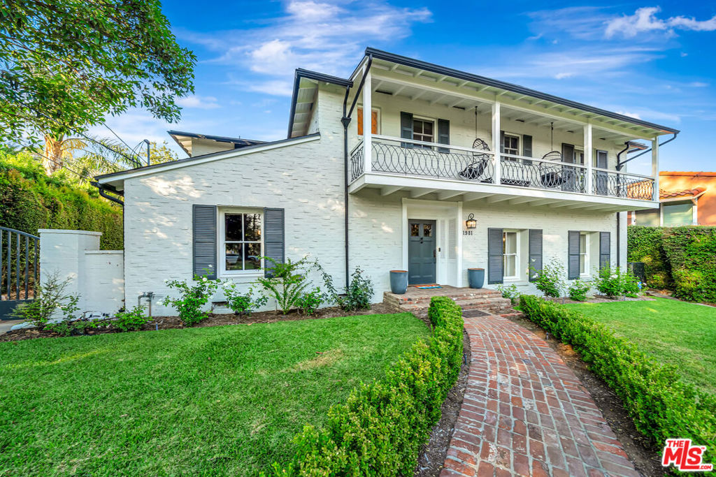 Properties 2 1981 New York Drive